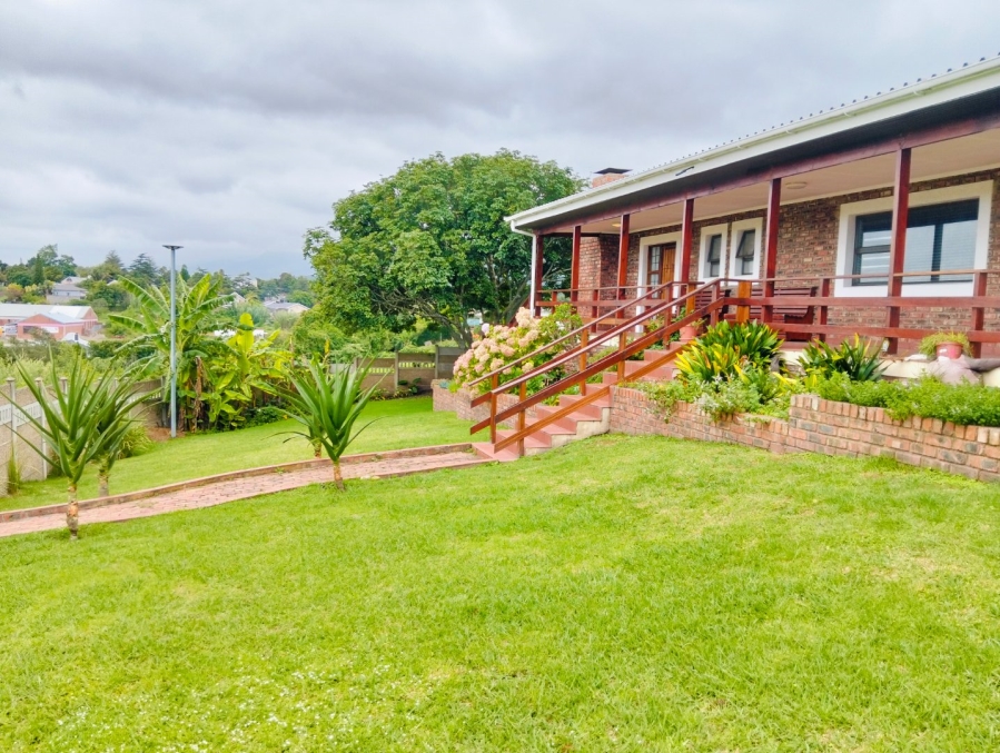 5 Bedroom Property for Sale in Denneoord Western Cape